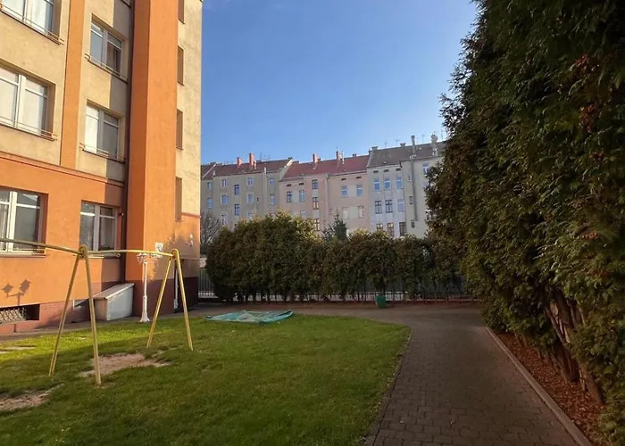 Apartment & Pool Legnica