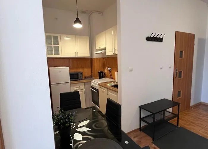 & Pool * Легница